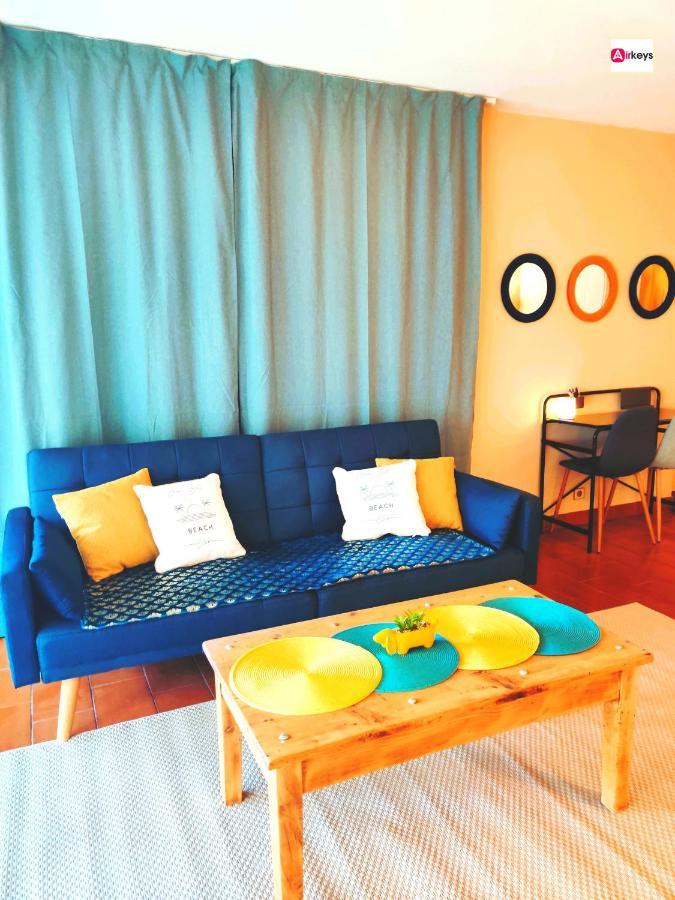 Grand Studio Azur Avec Terrasse - Vieil Antibes Exterior foto
